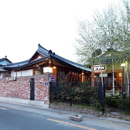 Hotel Dan Kyung Jeonju Zewnętrze zdjęcie